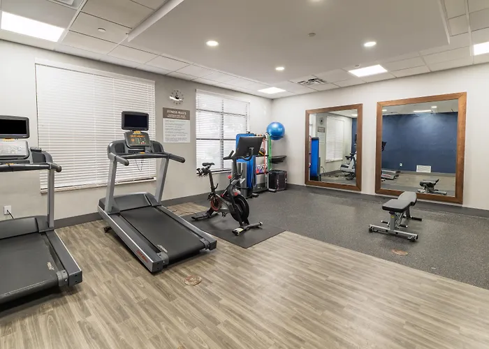 Hampton Inn & Suites-Florence Downtown